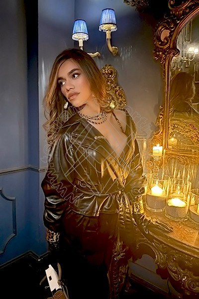 Foto 1 di Rafaella Menicucci Xxl transexescort Milano