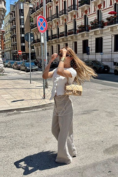 Foto 25 di Rafaella Menicucci Xxl transexescort Napoli