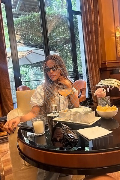 Foto 9 di Rafaella Menicucci Xxl transexescort Napoli