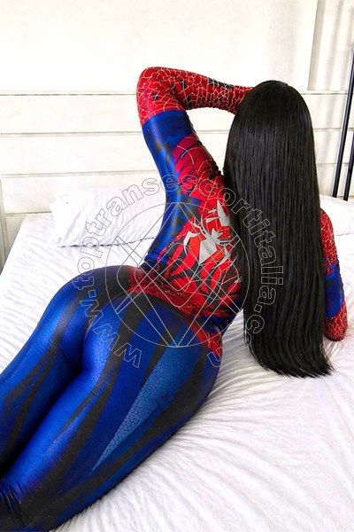 Foto 2 di Luana castrinni transexescort Milano