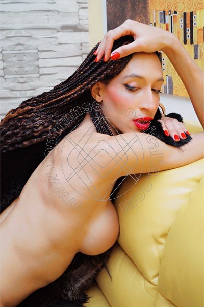 Foto 47 di Carolina Soares Pornostar transexescort Bologna