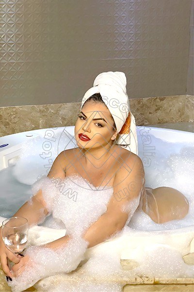 Foto 41 di Isabella Cavalcante transexescort Torino