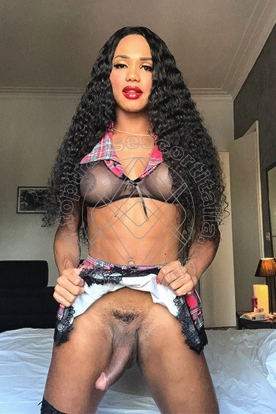 Foto hot 11 di Karina Rios Pornostar transexescort Bologna