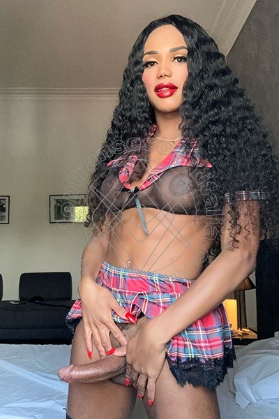 Foto hot 7 di Karina Rios Pornostar transexescort Bologna