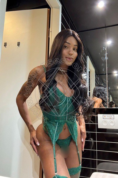 Foto 105 di Karina Rios Pornostar transexescort Alba