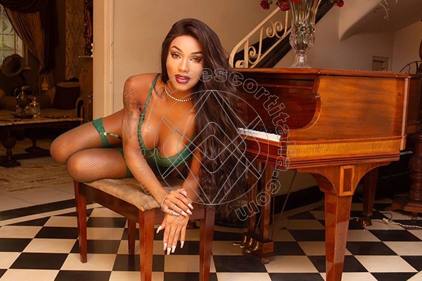 Foto 26 di Karina Rios Pornostar transexescort Alba