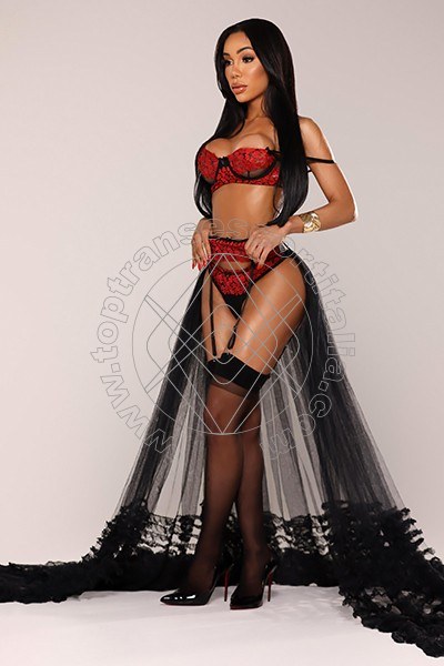 Foto 4 di Isabella Lopes transexescort Milano