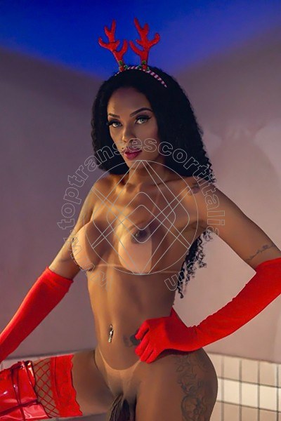 Foto hot 17 di Barbie Black transexescort Milano