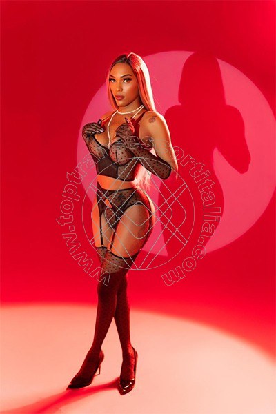 Foto 11 di Barbie Black transexescort Milano
