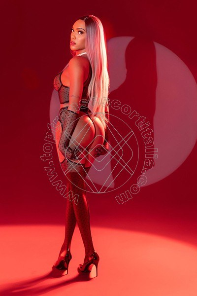 Foto 13 di Barbie Black transexescort Milano