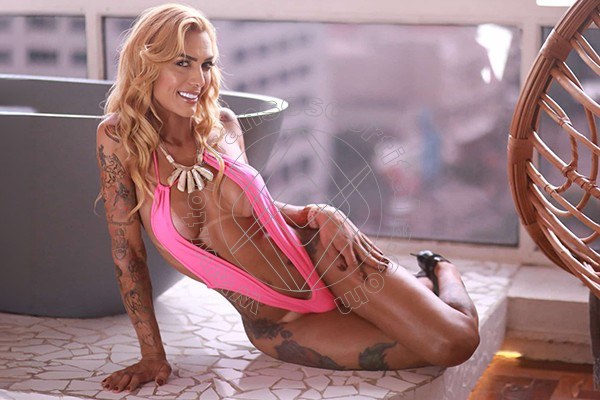 Foto 23 di Patrizia Lucchese transexescort Milano
