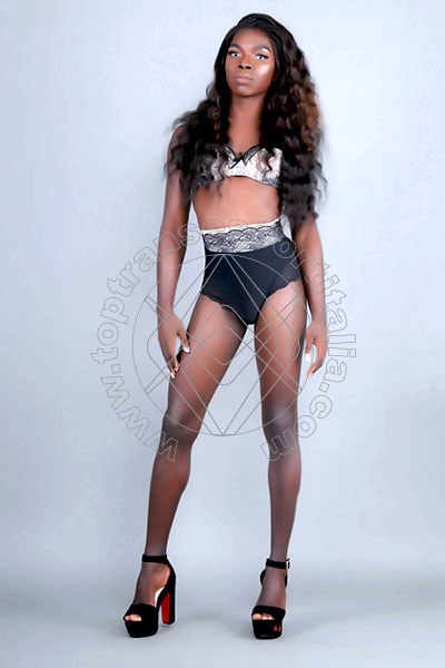 Foto 49 di Safira Sant'z transexescort Alba Adriatica