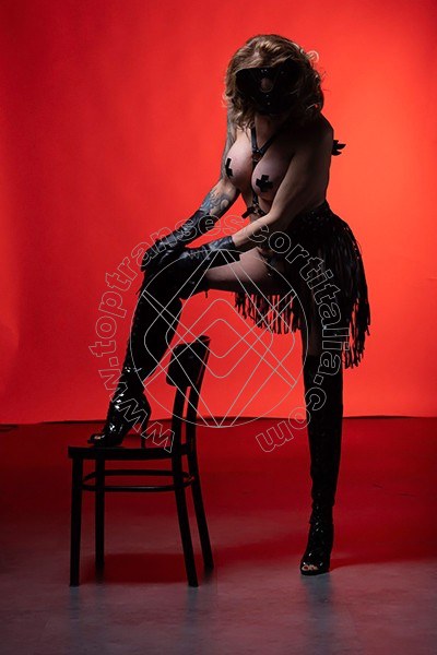 Foto 74 di Valeria transexescort Treviso