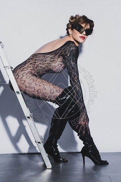 Foto 20 di Valeria transexescort Treviso
