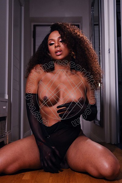 Foto 51 di Tazia Duran transexescort Roma