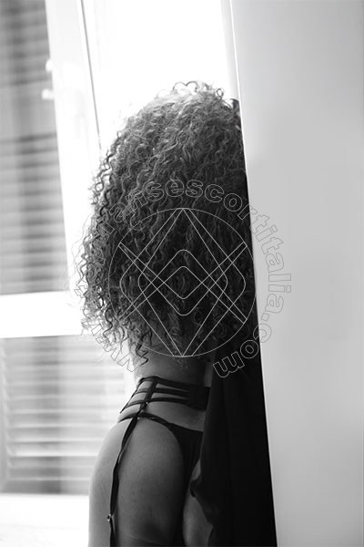Foto 49 di Tazia Duran transexescort Roma