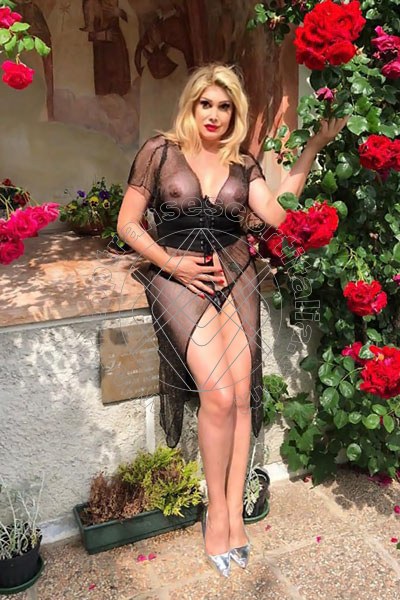Foto 60 di Yasmin Angel transexescort Lido Di Dante