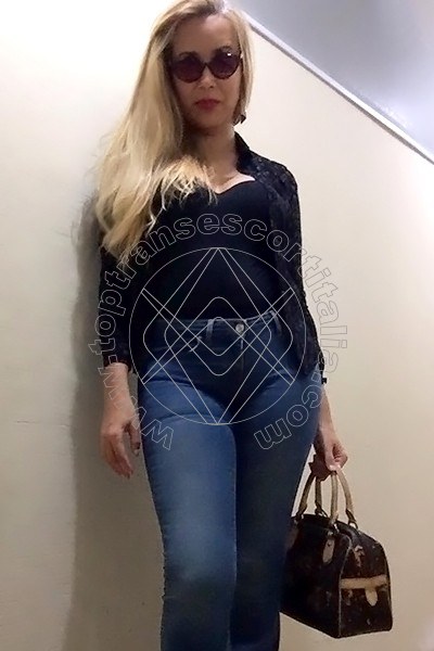 Foto 3 di Jenny Lopez transexescort Busto arsizio