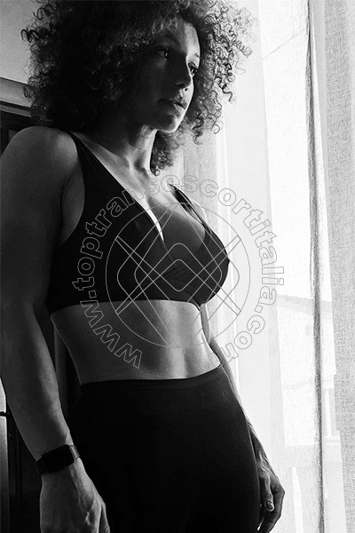 Foto 74 di Riccia transexescort Brescia