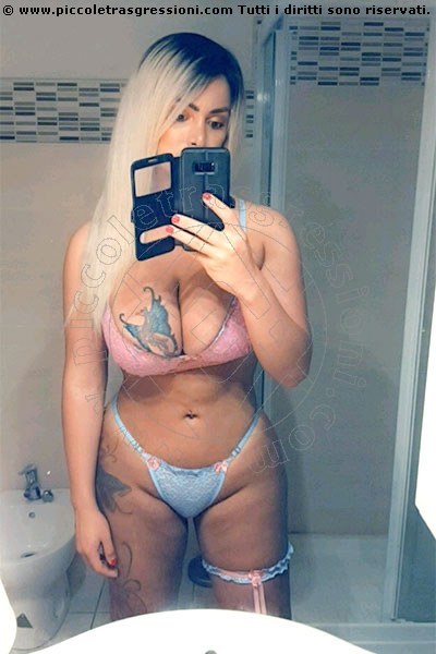 Foto selfie 1 di Pamela Falcao Pornostar transexescort Toulouse