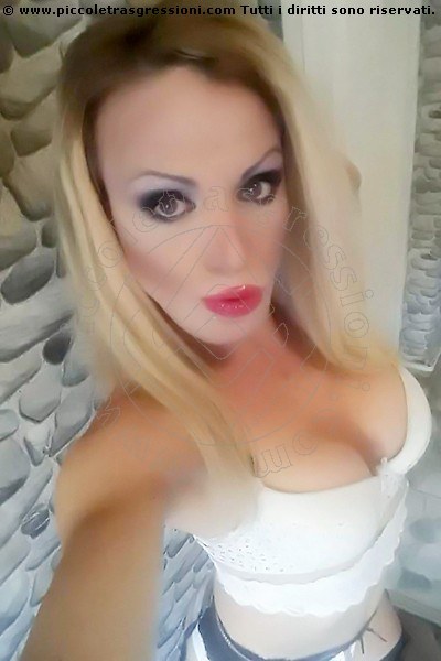 Foto selfie 2 di Milana transexescort Plovdiv