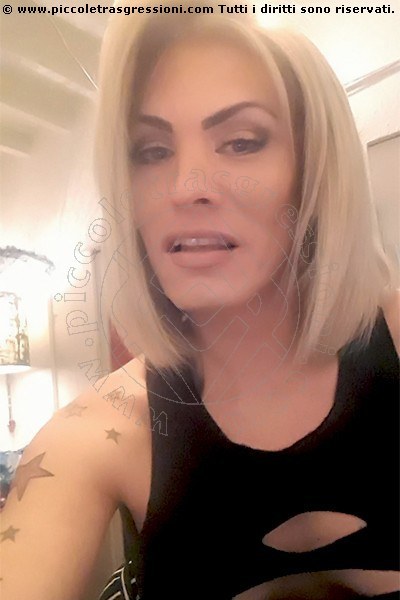 Foto selfie 22 di Eva Rodriguez Blond transexescort Ibiza