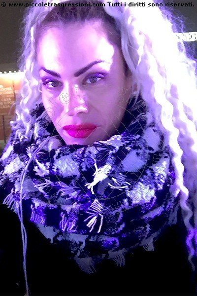 Foto selfie 16 di Eva Rodriguez Blond transexescort Ibiza
