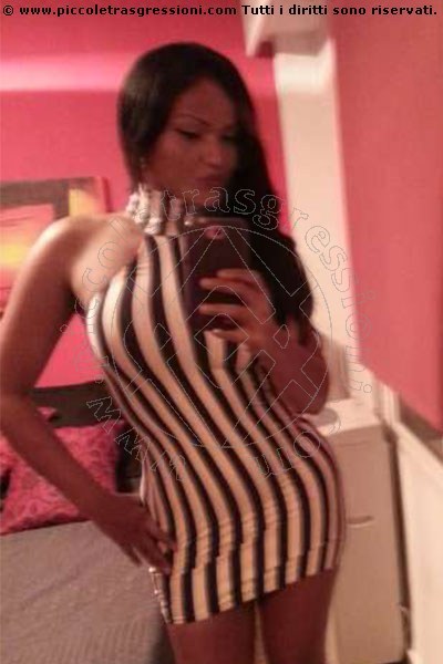 Foto selfie 3 di Samira transexescort Madrid