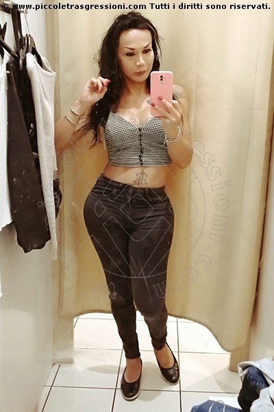 Foto selfie 53 di Adriana Paulett transexescort Paese