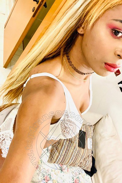 Foto selfie 175 di Tiffany Oliveira transexescort Roma