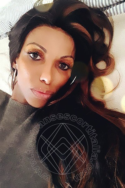 Foto selfie 5 di Patrícya Monson Xl transexescort Sesto San Giovanni