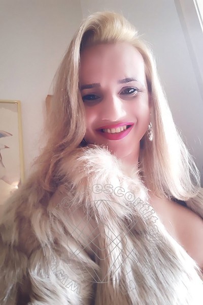 Foto selfie 1 di Alice Damiani transexescort Viterbo