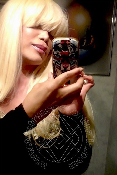 Foto selfie 900 di Nicole Vip Venturiny transexescort Milano