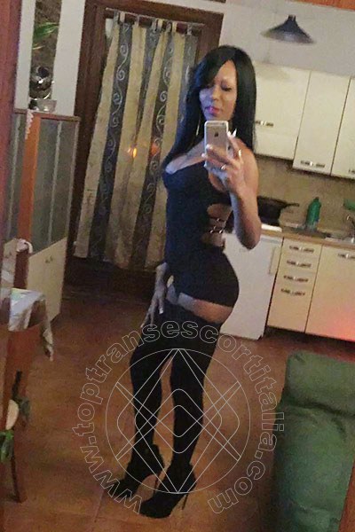 Foto selfie 8 di Meg Castellani transexescort Cinisello Balsamo