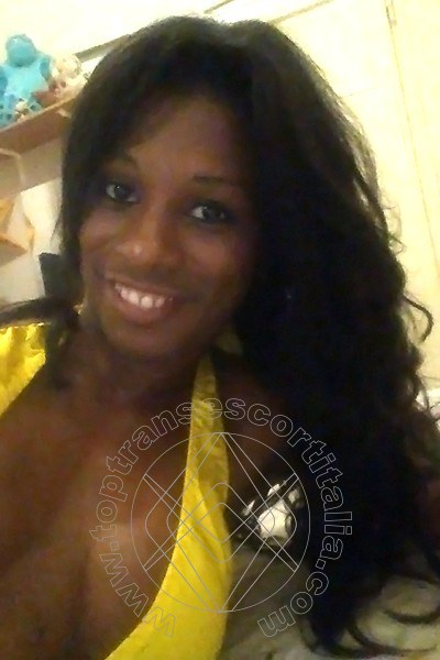 Foto selfie 16 di Graicy Ohara Pornostar transexescort Colonnella