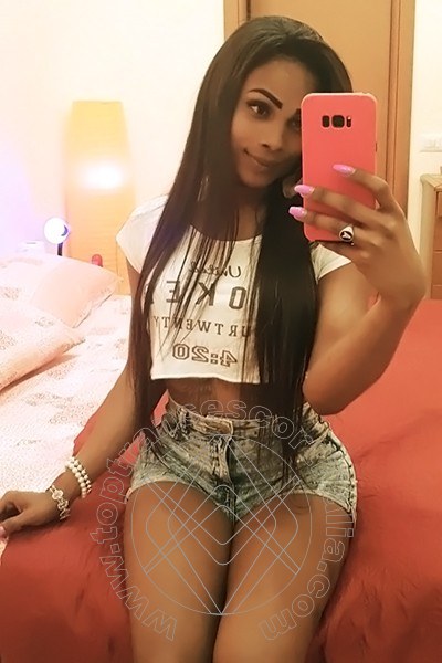 Foto selfie 28 di Adhara transexescort Düsseldorf