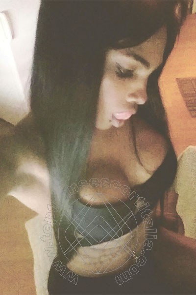 Foto selfie 42 di Adhara transexescort Düsseldorf