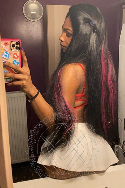 Foto selfie 16 di Adhara transexescort Düsseldorf