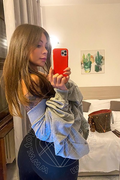 Foto selfie 50 di Thais Ferraz transexescort Napoli