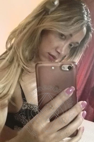 Foto selfie 48 di Jessica Vienna transexescort Busto Arsizio