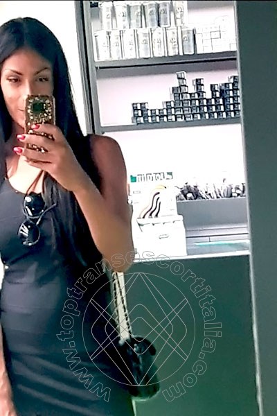 Foto selfie 3 di Yasmin Tx transexescort Firenze