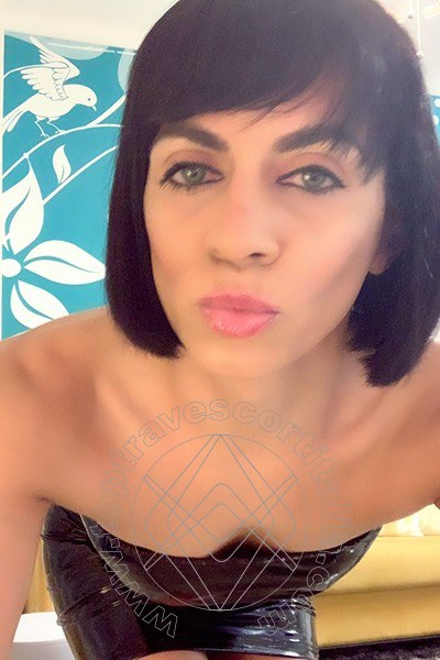 Foto selfie 41 di Samantha Dumont transexescort Riccione