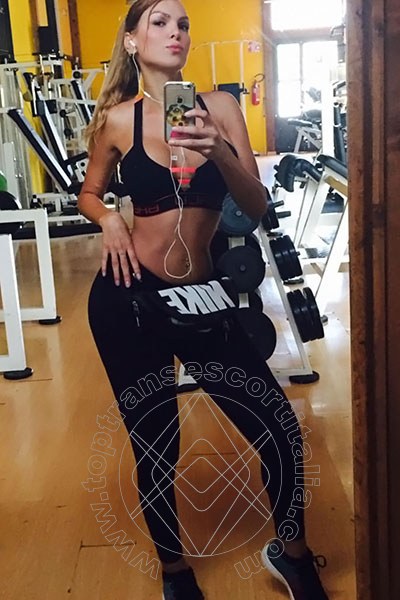 Foto selfie 101 di Hilary Hot transexescort Roma