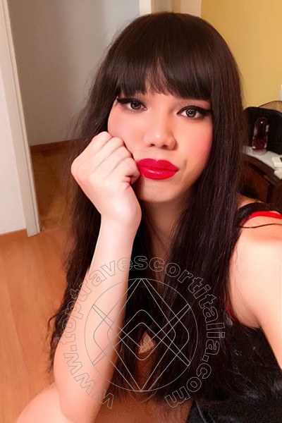 Foto selfie 1 di Ella Asiatica transexescort Milano