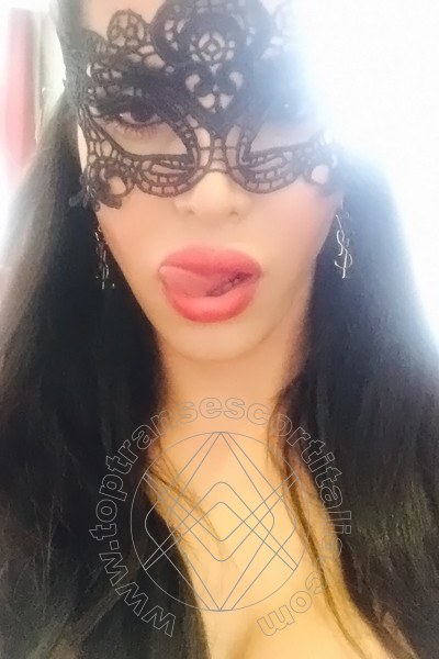 Foto selfie 35 di Raphaella Ferrari Pornostar transexescort Roma