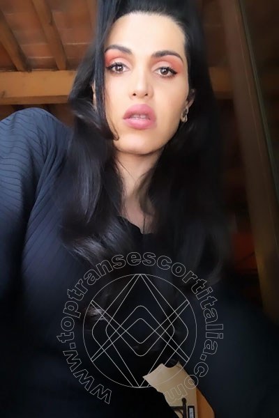 Foto selfie 30 di Raphaella Ferrari Pornostar transexescort Roma