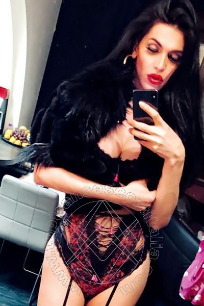 Foto selfie 22 di Raphaella Ferrari Pornostar transexescort Legnano