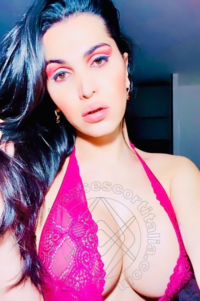 Foto selfie 16 di Raphaella Ferrari Pornostar transexescort Roma