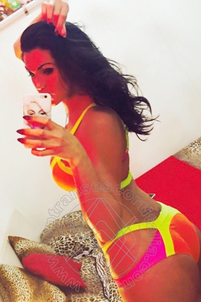 Foto selfie 36 di Raphaella Ferrari Pornostar transexescort Roma