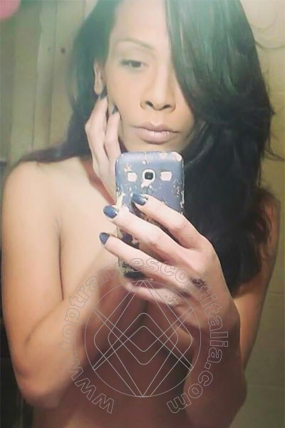 Foto selfie 38 di Clarissa Ribeiro transexescort Ferrara